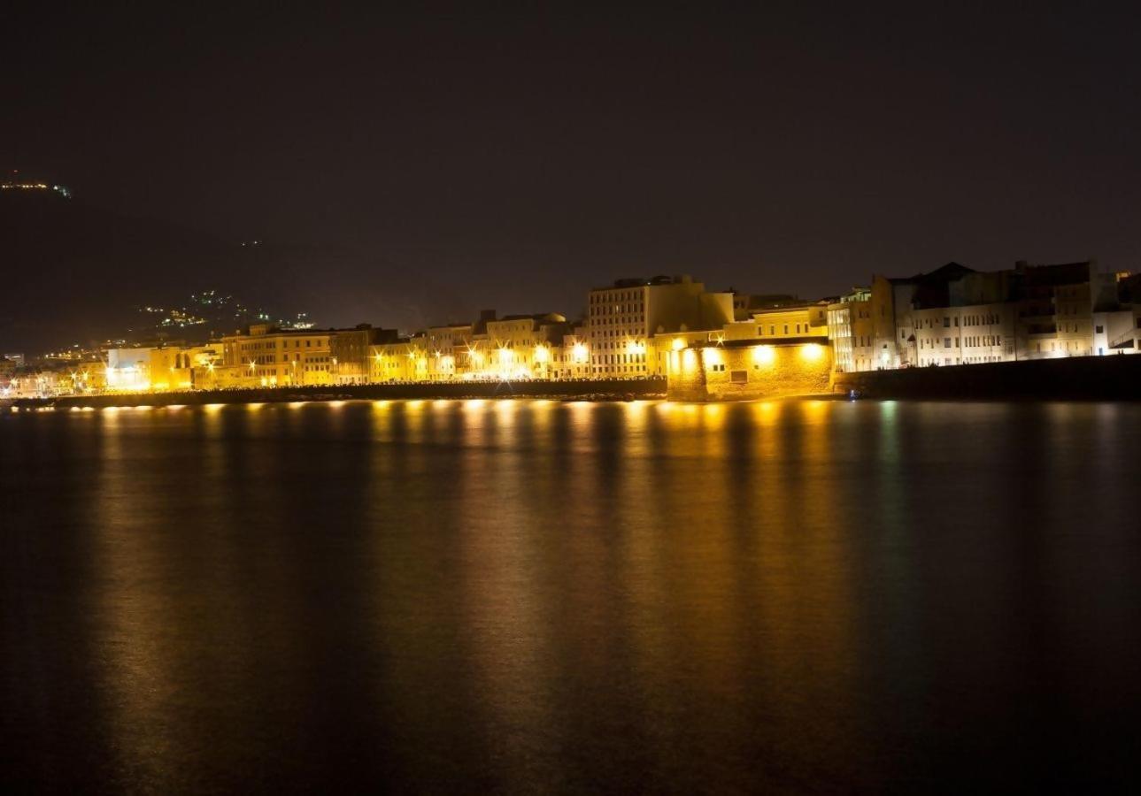 Casinadellepalme Appartamento In Centro Zona Porto Trapani Exterior foto
